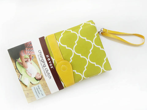 Mommy Clutch - Portable Baby Changing Station