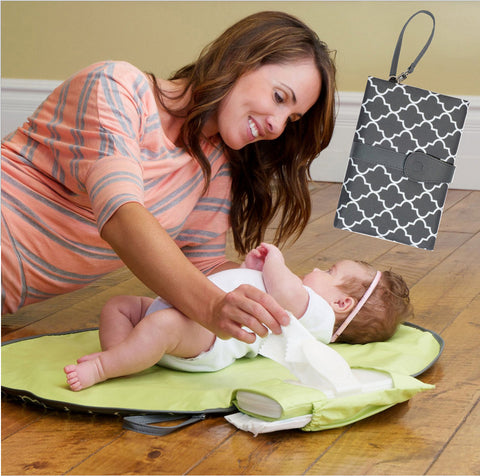 Mommy Clutch - Portable Baby Changing Station